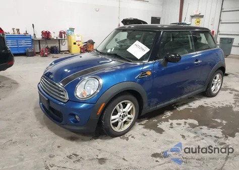 2012 Mini Cooper z USA, uszkodzony, nr VIN WMWSU3C55CT369152